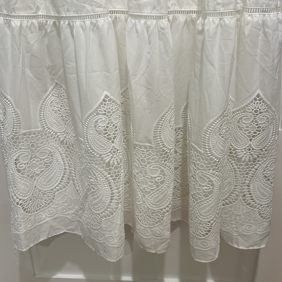 Beautiful White eyelet flutter sleeve Maxi Dress - Picture 3 of 7